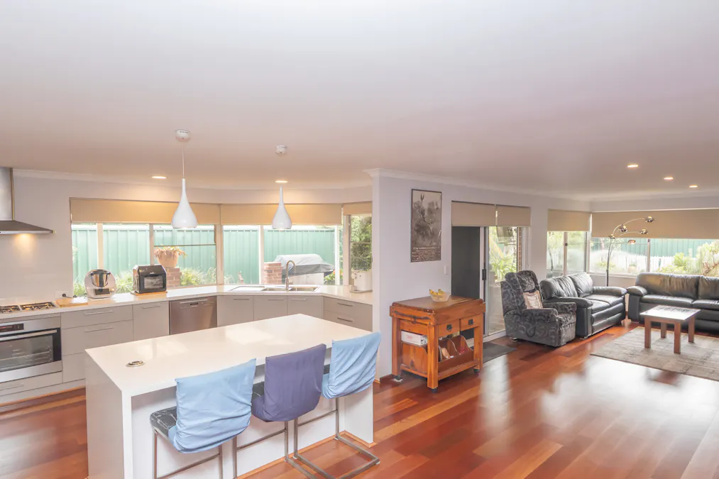 4 Chelmsford Avenue, Port Kennedy, WA, 6172 - Image 17