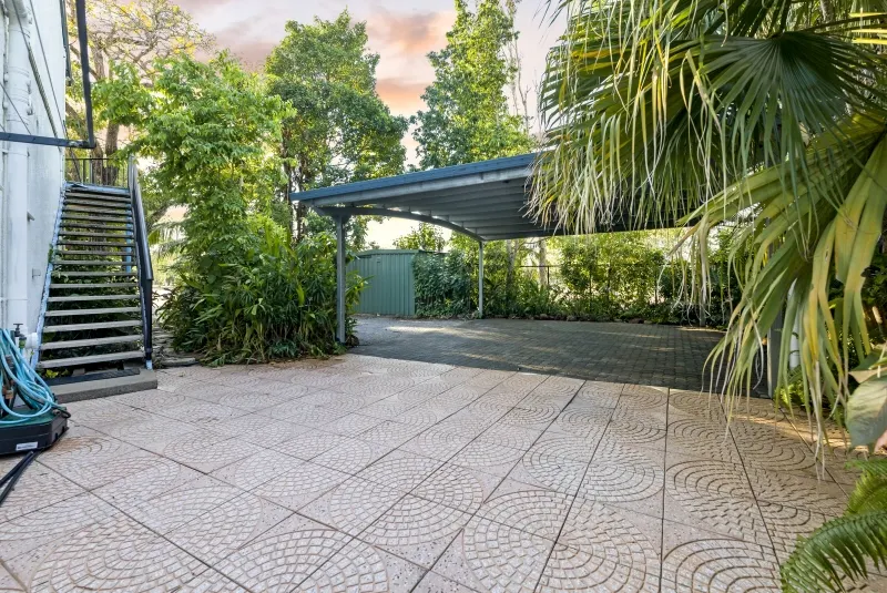 2/12 Fitzmaurice Drive — photo 4 of 6