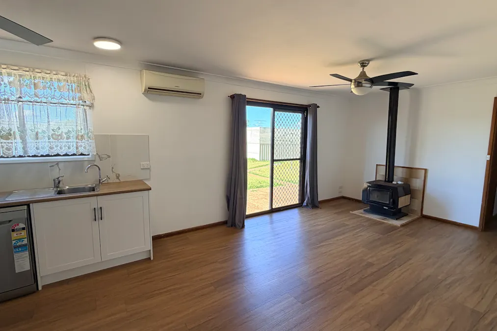 9 Bourke Road, Cobar, NSW, 2835 - Image 6