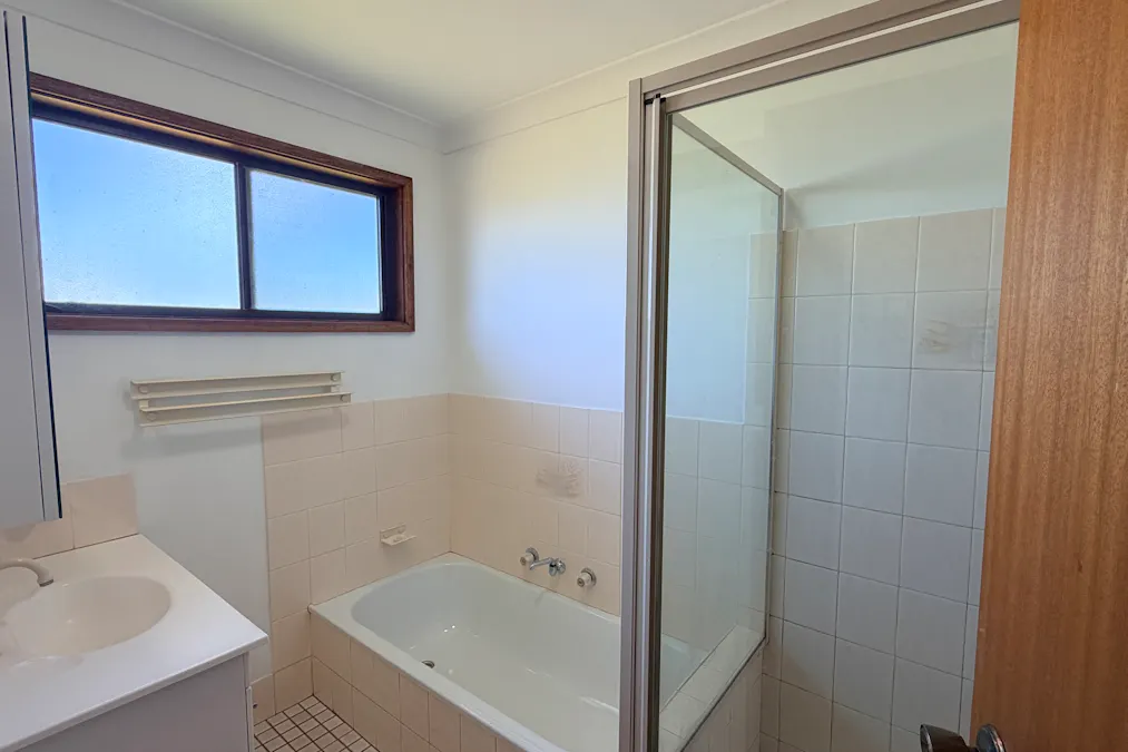 9 Bourke Road, Cobar, NSW, 2835 - Image 8