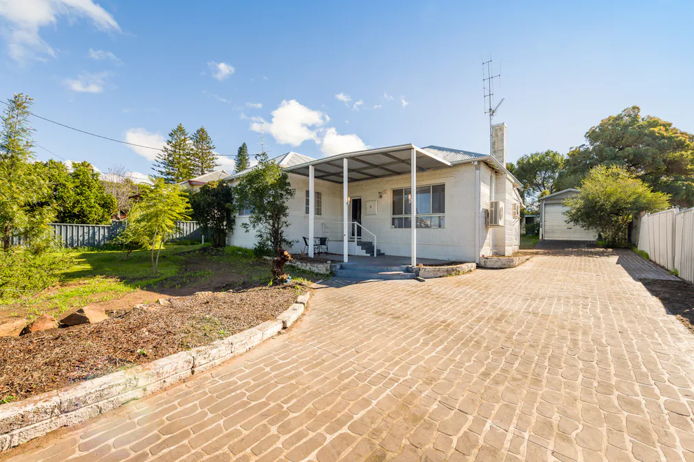 5 Enfield Terrace, Northam, WA, 6401 - Image 2