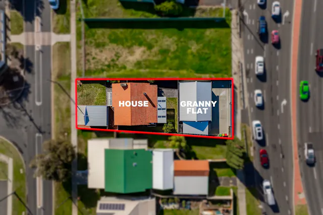 3 Mary Street — photo from Elders Real Estate South West