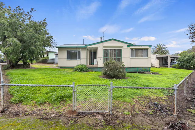 2 Melrose Avenue — photo from Elders Real Estate Clare Valley and Balaklava