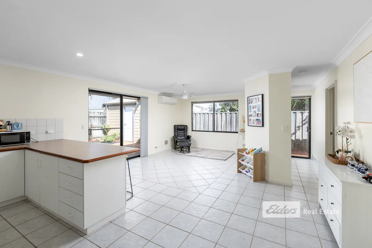 2/6 Alexander Street — photo 7 of 18