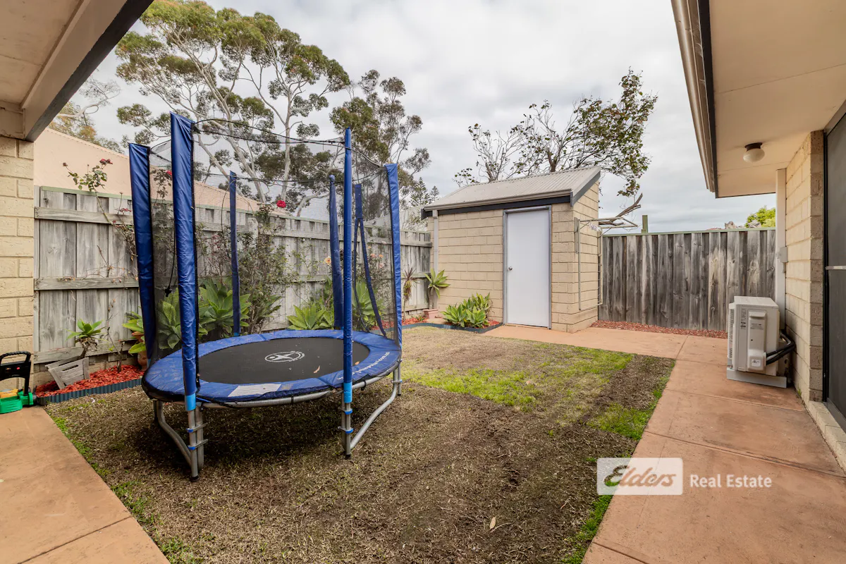 2/6 Alexander Street — photo 15 of 18