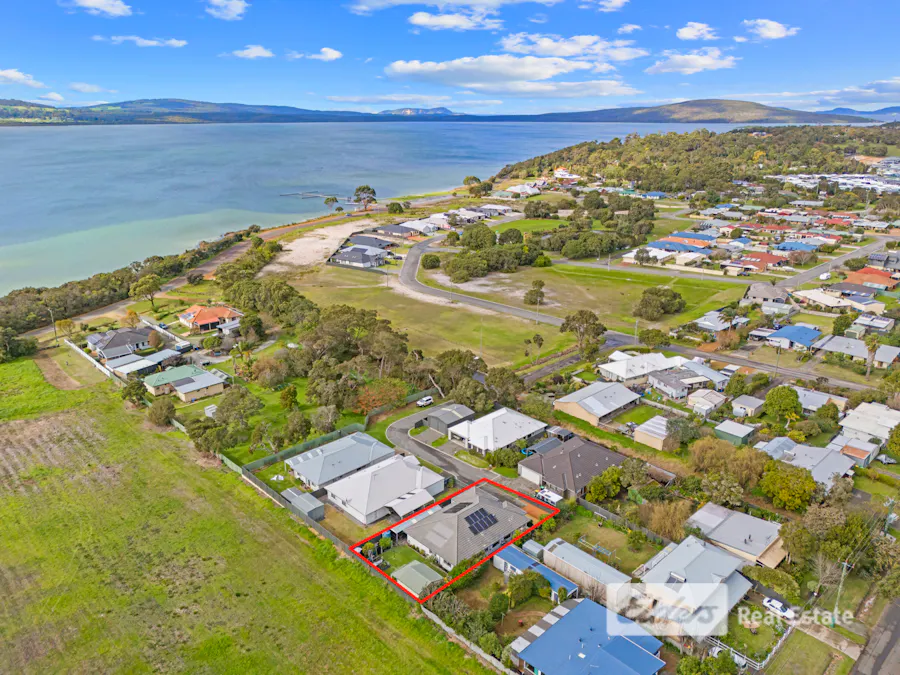 1/15 Shirley Street, Lower King, WA, 6330 - Image 2
