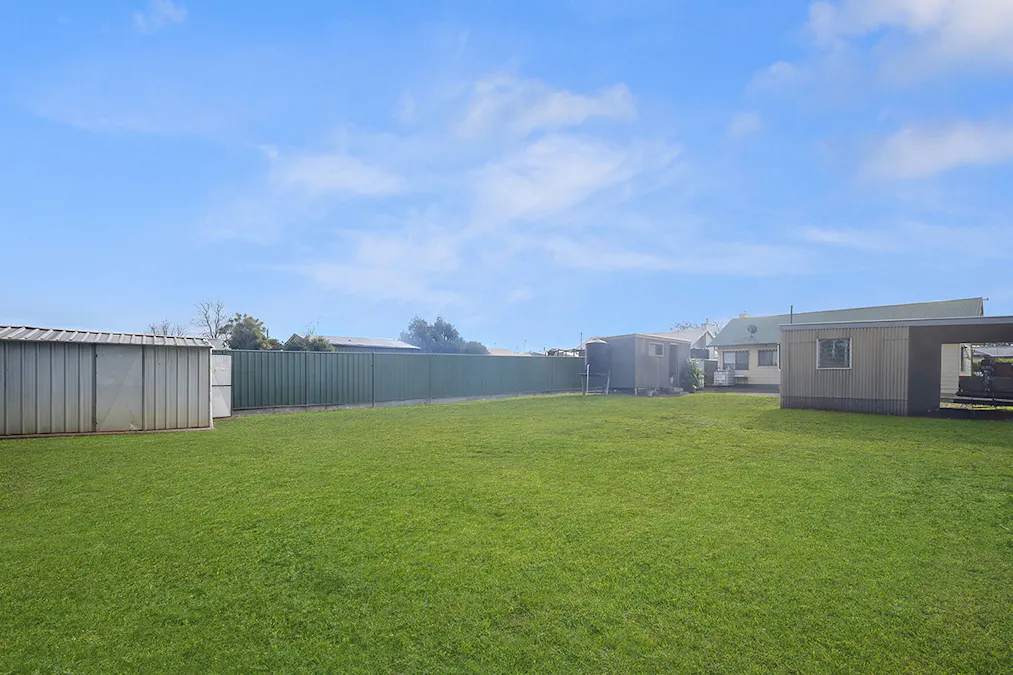 8 Hector Street, Hamilton, VIC, 3300 - Image 16