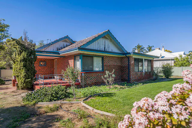 55 Lefroy Street — photo from Elders Real Estate WA Rural & Metro