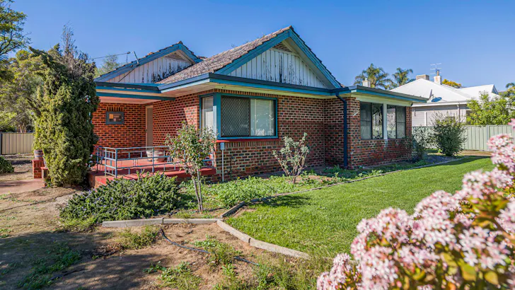 55 Lefroy Street, Moora, WA, 6510 - Image 1