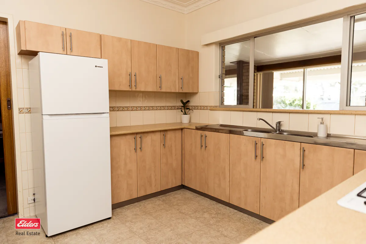 102 Bates Street — photo 9 of 21