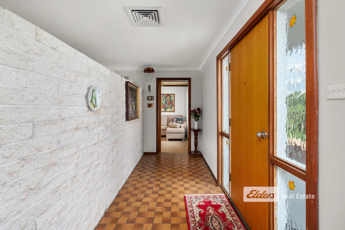 10 Hillside Road — photo 7 of 28