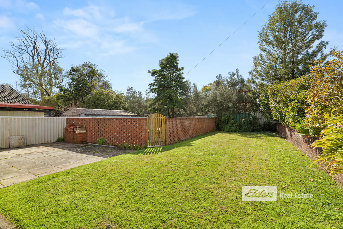 10 Hillside Road — photo 26 of 28