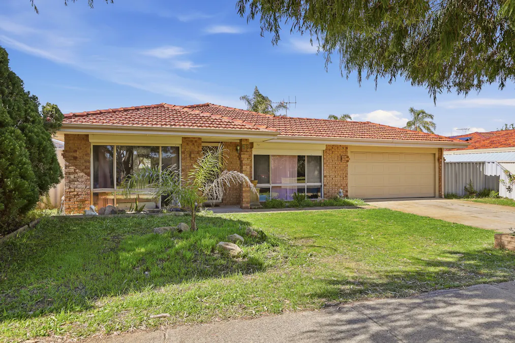43 Grange Drive, Cooloongup, WA, 6168 - Image 2