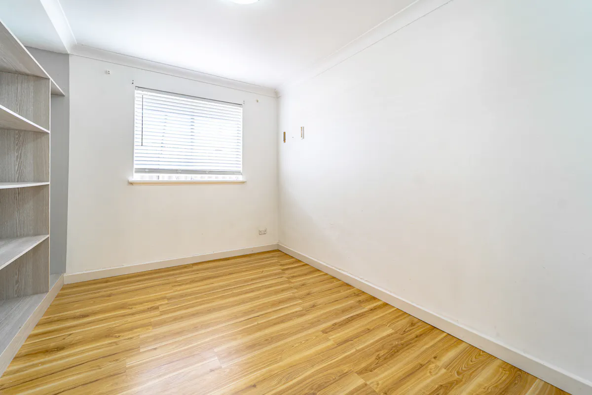 12 Kingsbridge Road — photo 14 of 23
