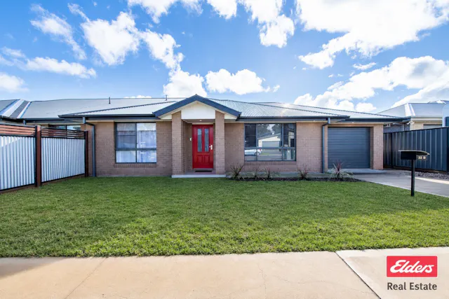 32B Peel Place — photo from Elders Real Estate Dubbo