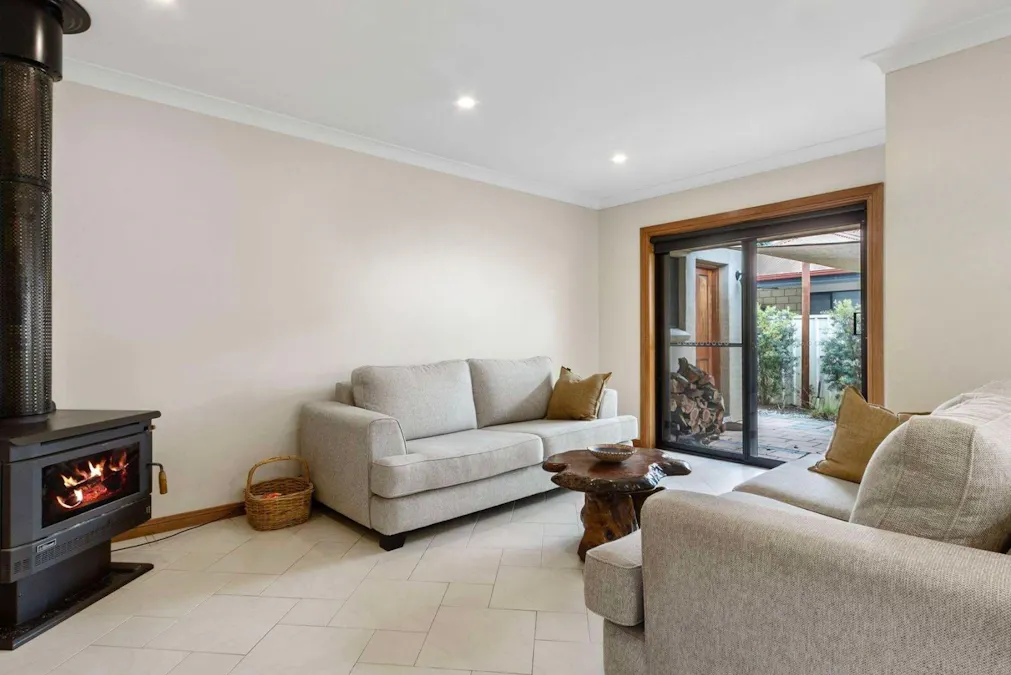 2 Bindarrah Lane, Clare, SA, 5453 - Image 11