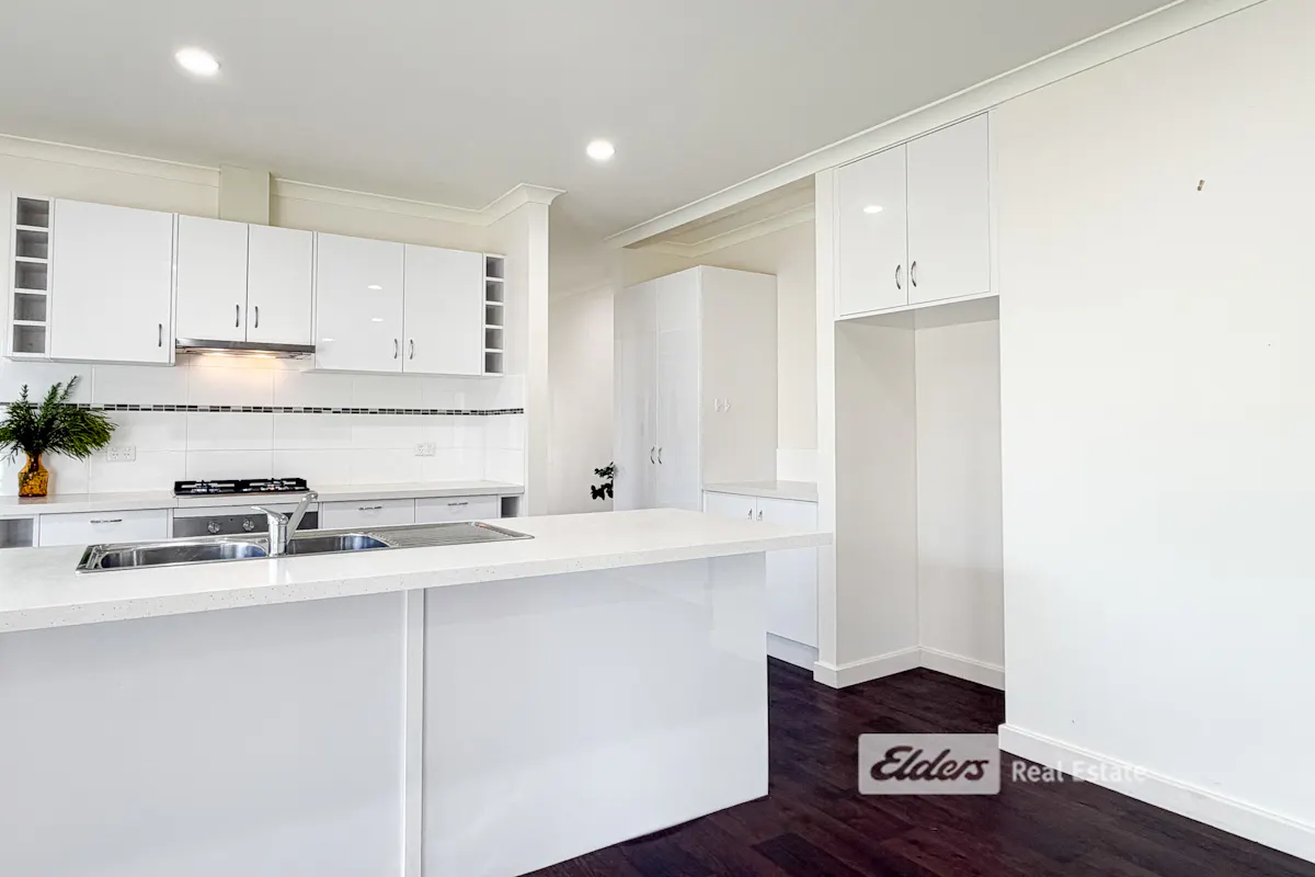 24 McGlade Close — photo 14 of 30