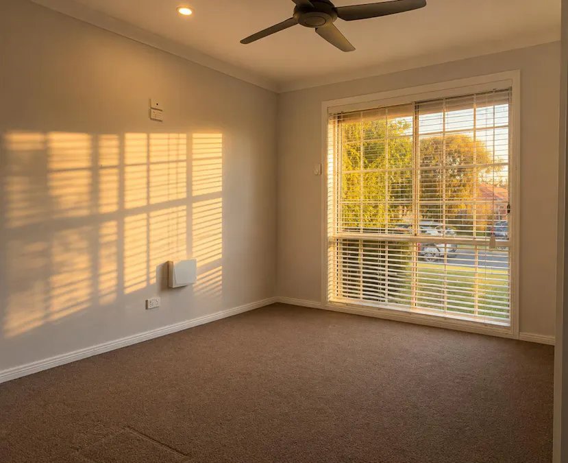 2 Guillan Place, Parkes, NSW, 2870 - Image 8
