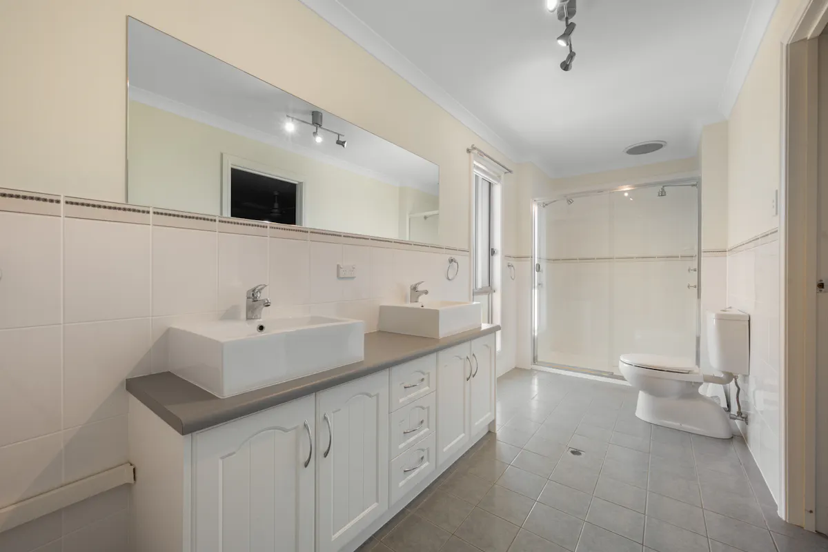 2068 Nora Creina Road — photo 11 of 27