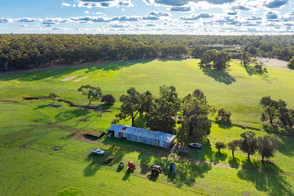281 Crest Hill Road, Bindoon, WA, 6502 - Image 13