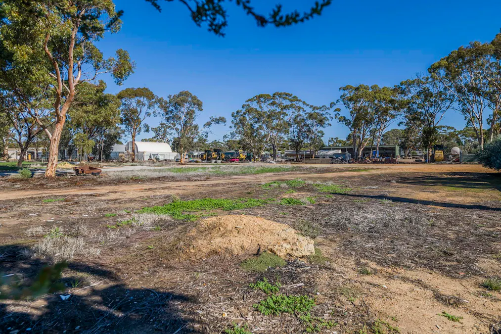 14 Padbury Street, Moora, WA, 6510 - Image 23
