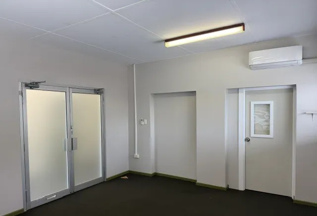 4 Stirling Street, Bunbury, WA, 6230 - Image 8