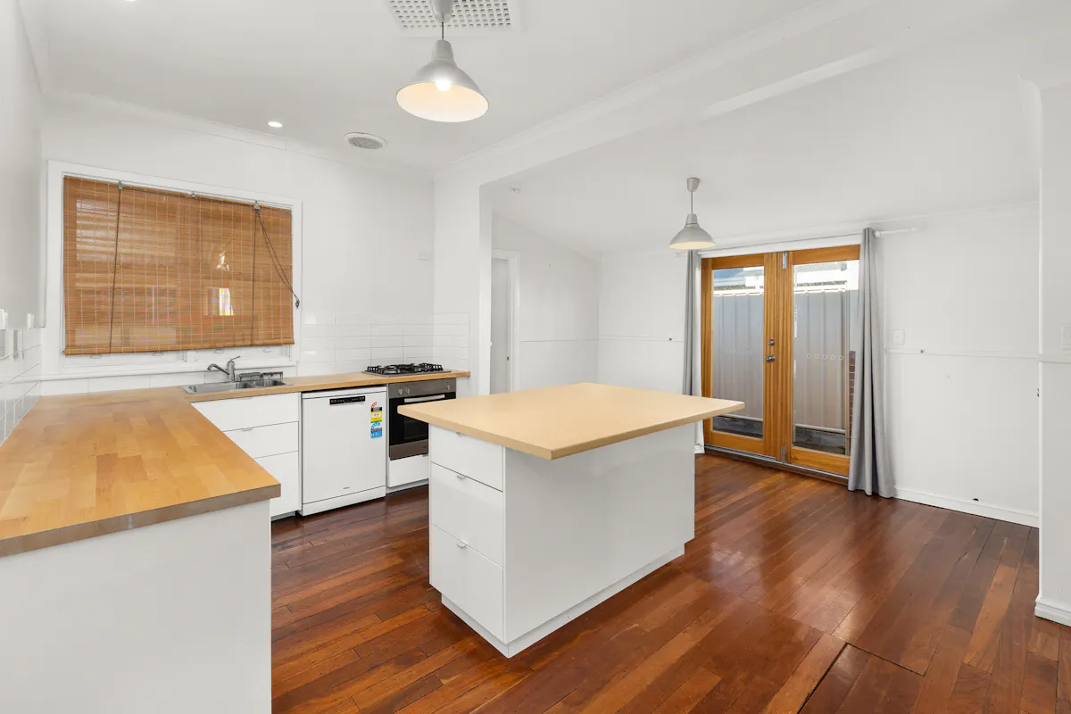 1/23 Forrest Street — photo 4 of 24