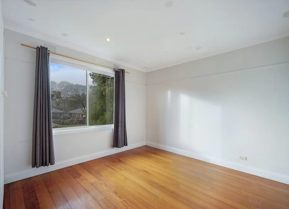 49 Kenna Avenue, Hamilton, VIC, 3300 - Image 6