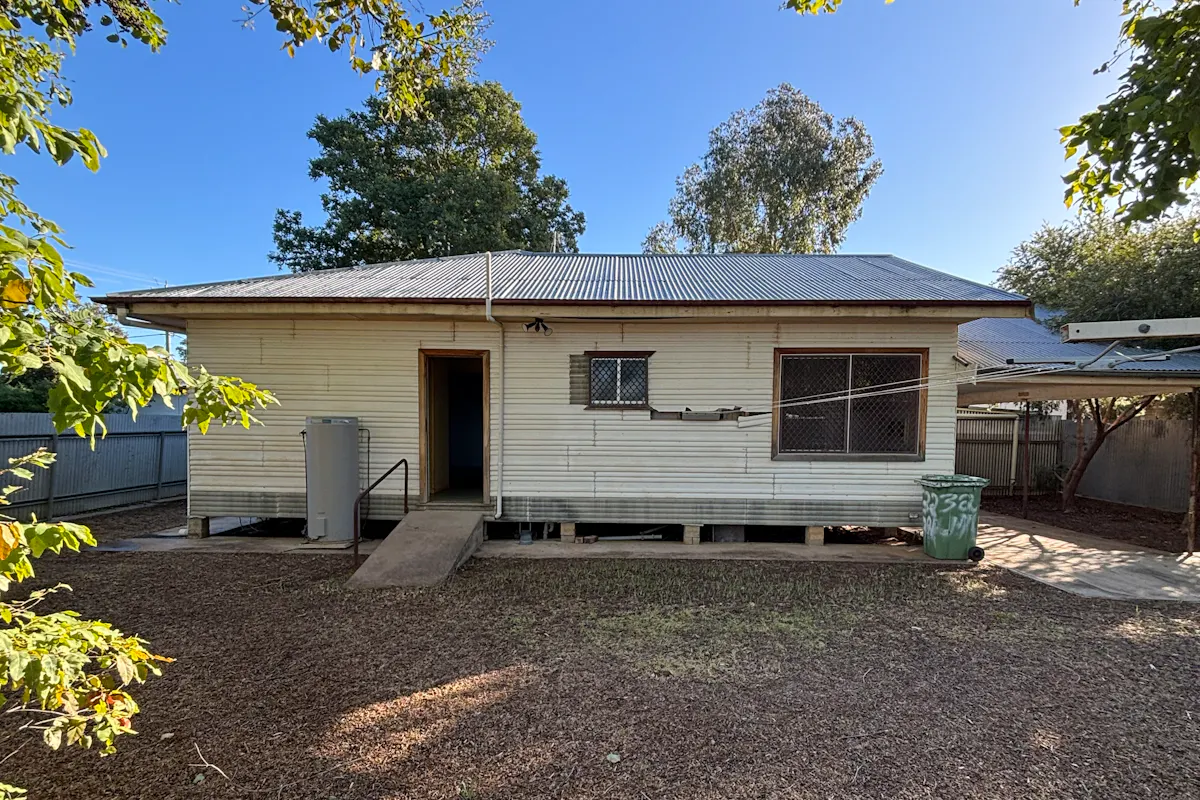 32 Darling Street — photo 2 of 9