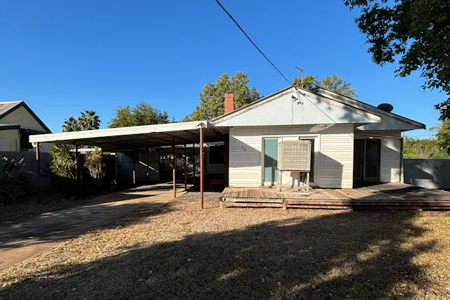 32 Darling Street — photo from Elders Real Estate Nyngan