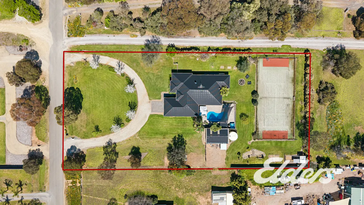4 Huntingdale Drive — photo 28 of 29