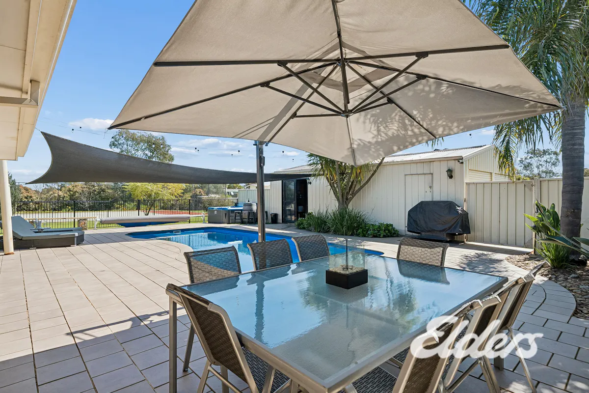 4 Huntingdale Drive — photo 15 of 29