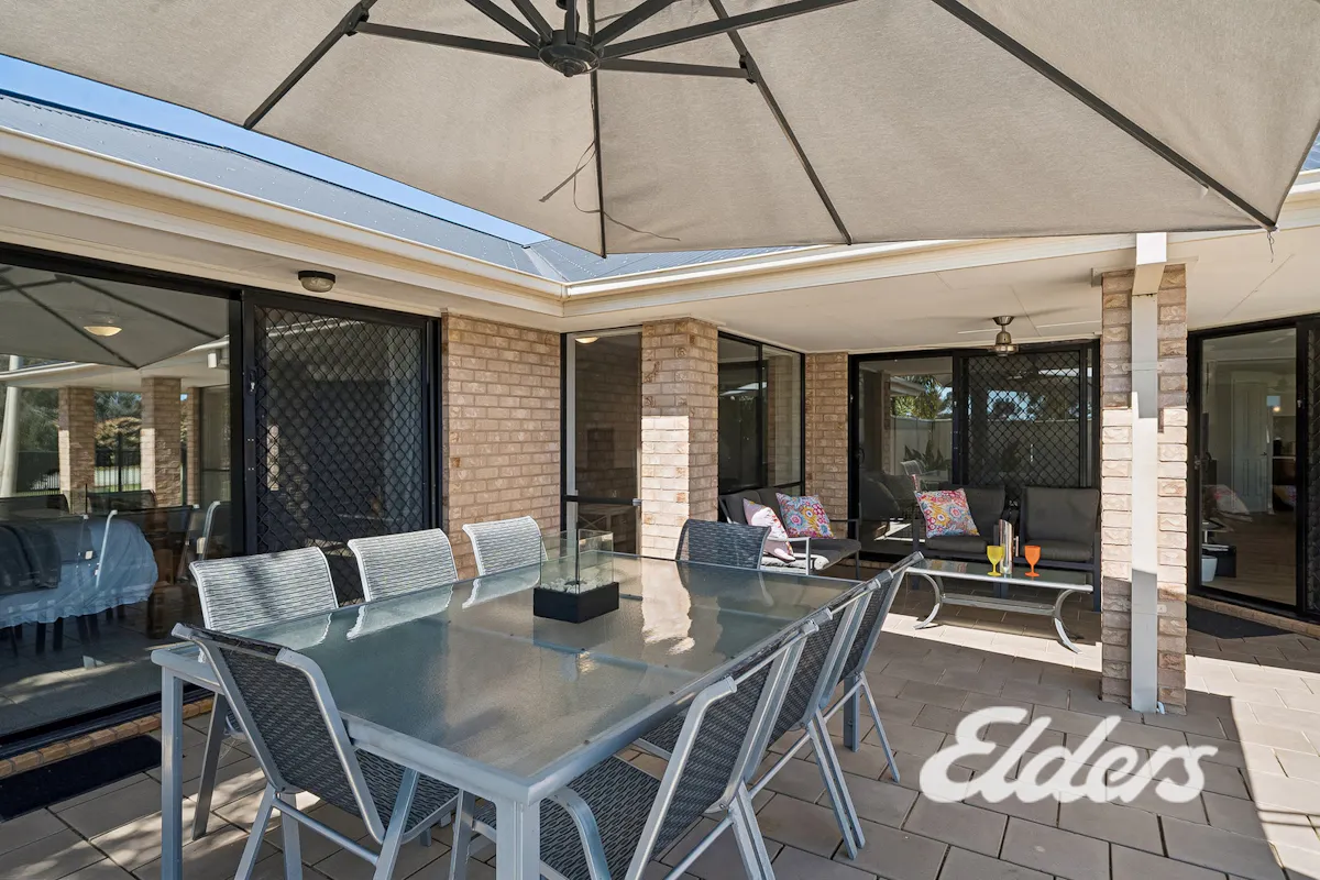 4 Huntingdale Drive — photo 17 of 29