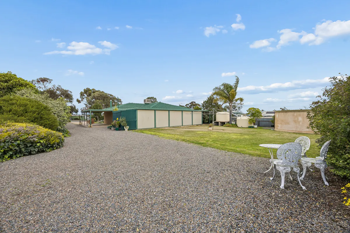 42 Pretoria Street — photo 19 of 21