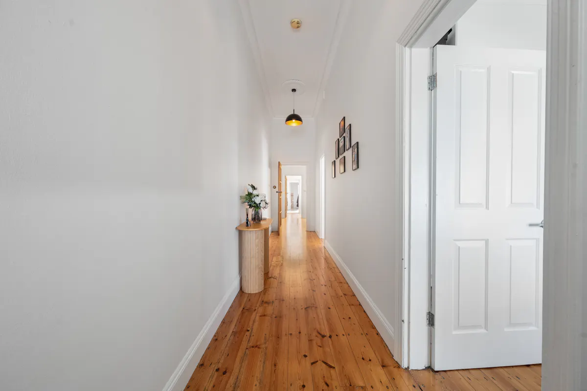 2/1A Crouch Street North — photo 7 of 14