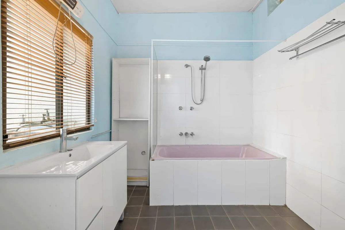 257 Canterbury Road — photo 13 of 16