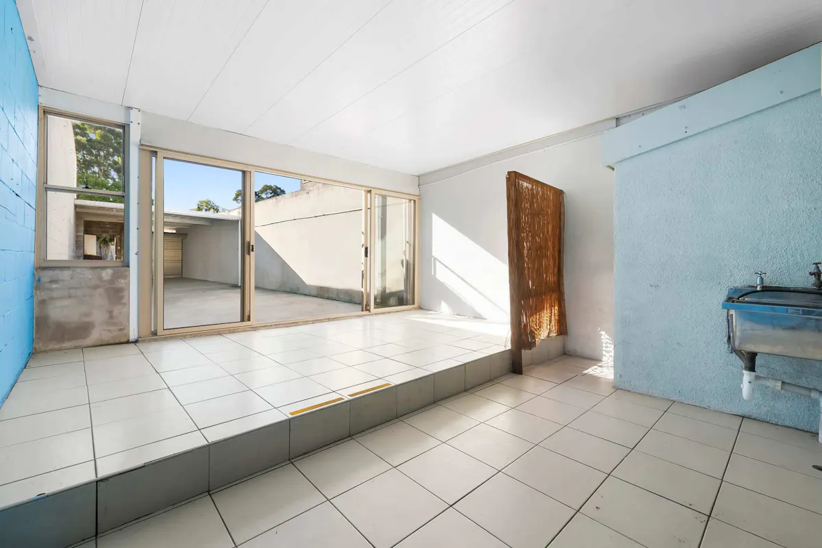257 Canterbury Road — photo 10 of 16
