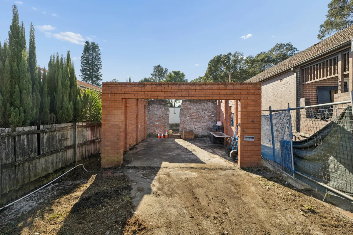 4 Tideswell Street — photo 10 of 19