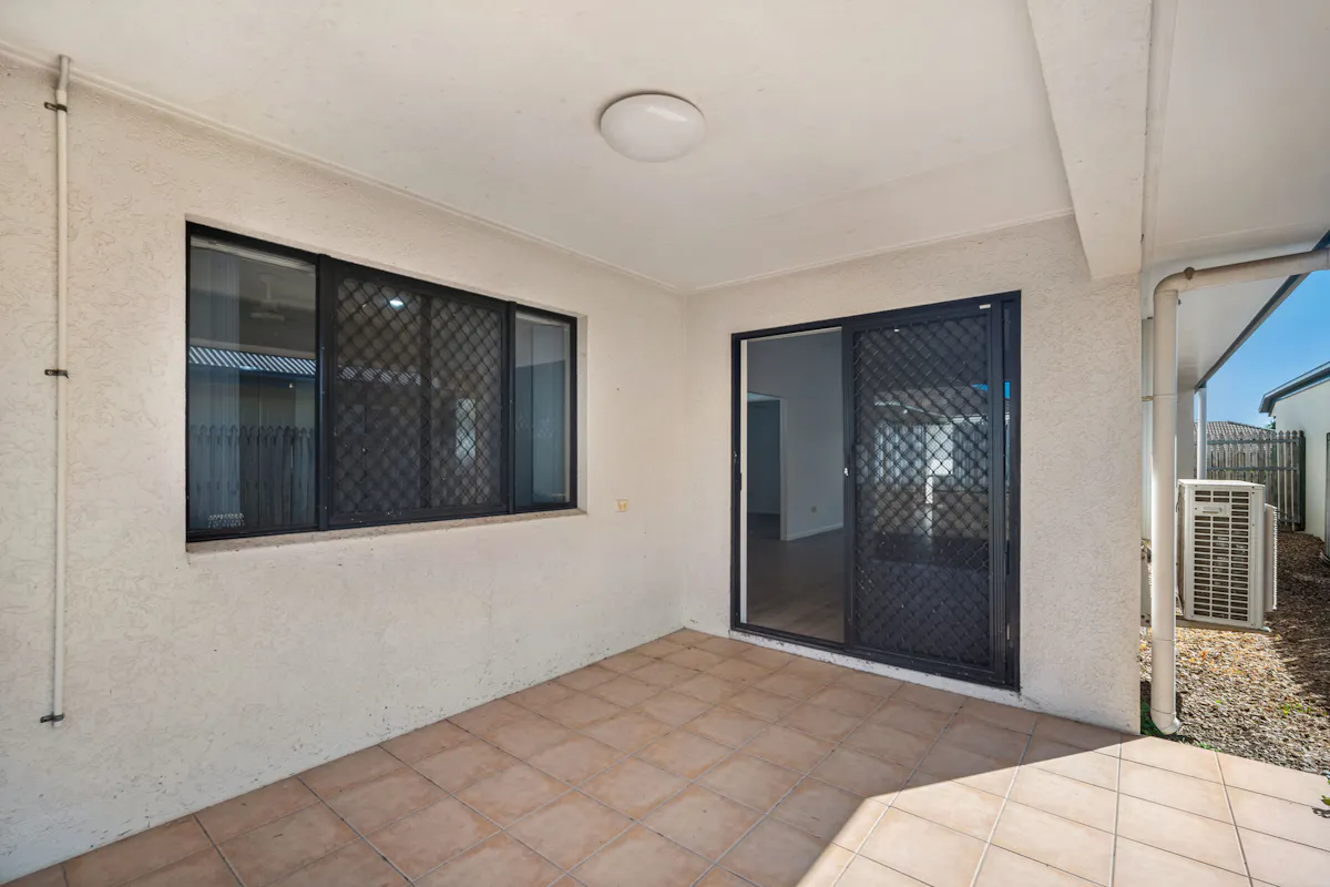 9 Moorhen Court — photo 10 of 17