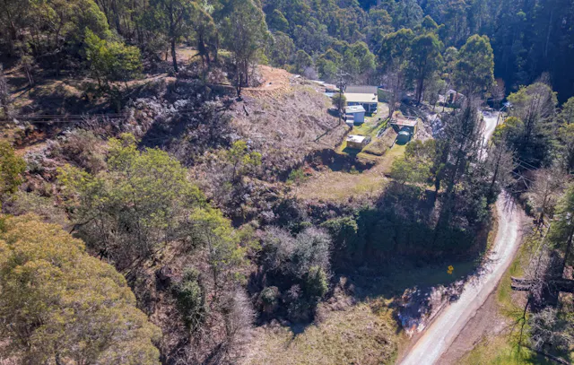 7442 Mansfield-Woods Point Road — photo from Elders Real Estate Mansfield
