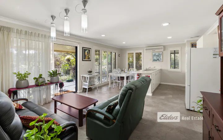 1 Greenfields Road, Harvey, WA, 6220