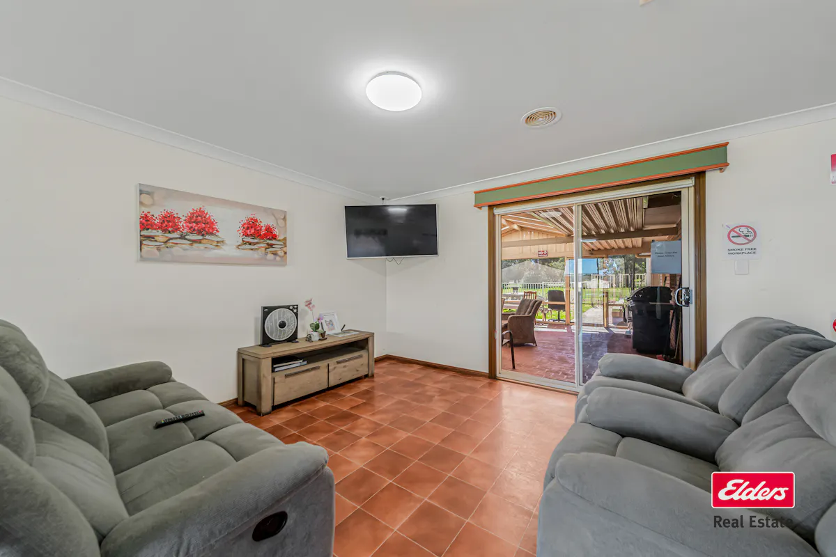 15R Wilfred Smith Drive — photo 4 of 24