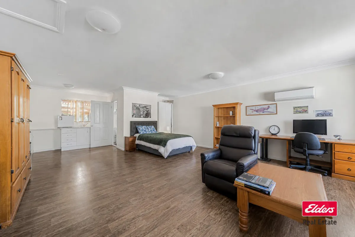 15R Wilfred Smith Drive — photo 7 of 24