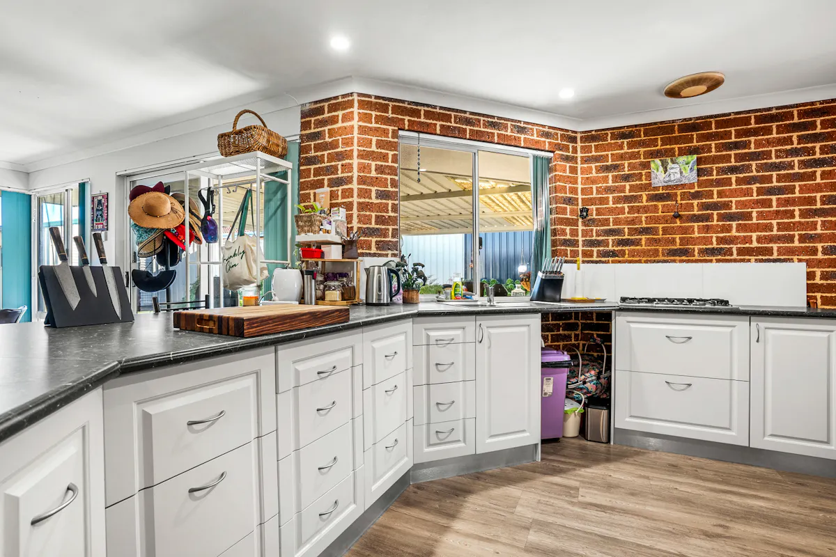 1 Tathra Place — photo 16 of 28