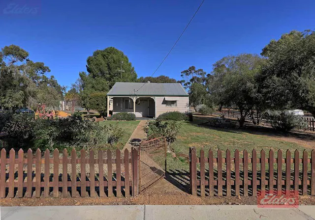 86-88 Williams Street — photo from Elders Real Estate Narrogin