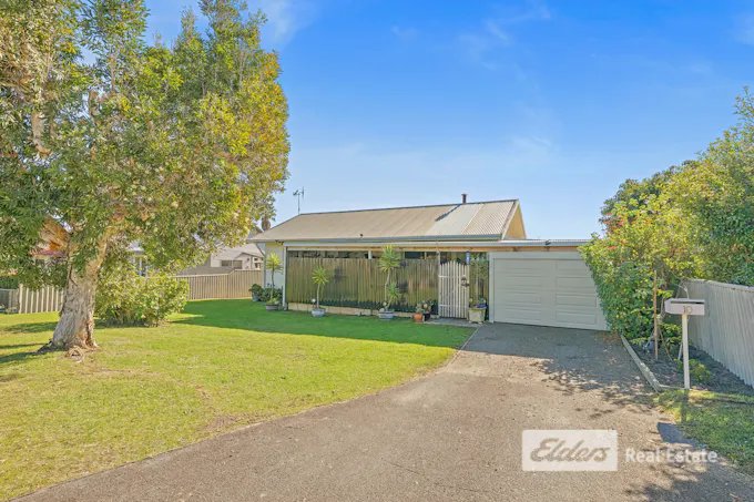 10 Katoomba Street, Orana, WA, 6330 - Image 1