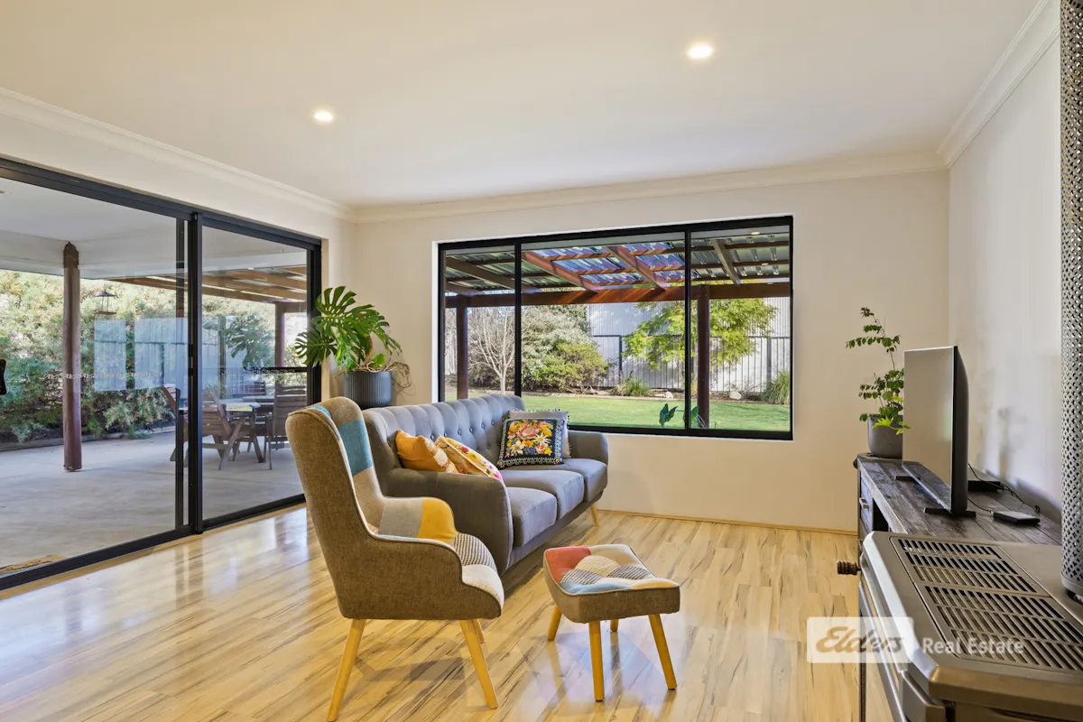 1 Whitton Way — photo 9 of 30
