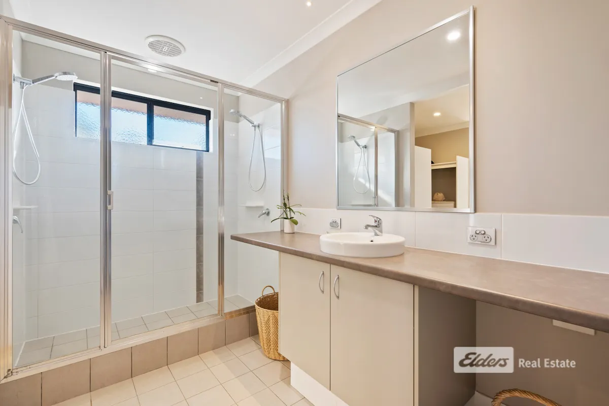 1 Whitton Way — photo 12 of 30