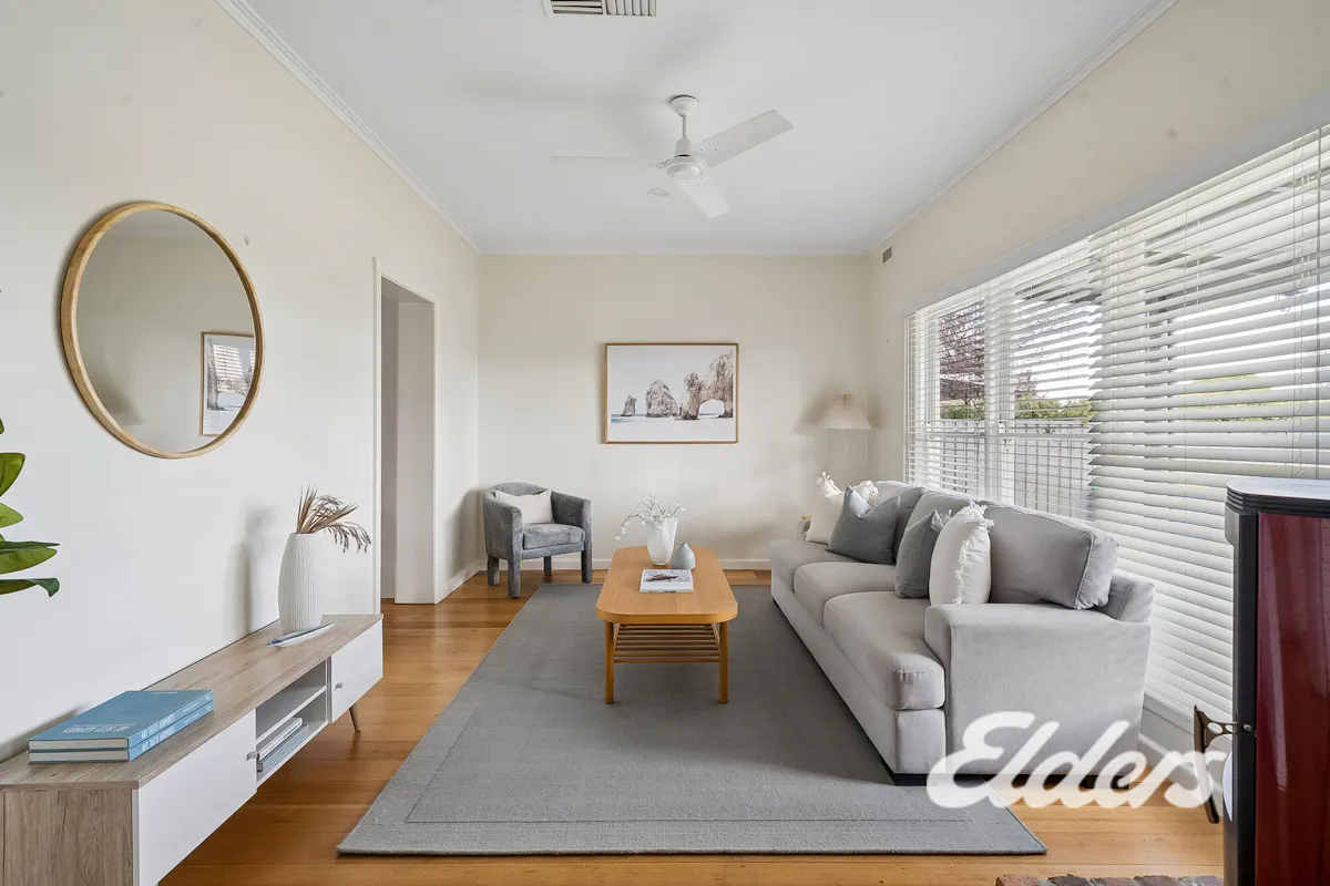 60B Sharp Street — photo 4 of 17