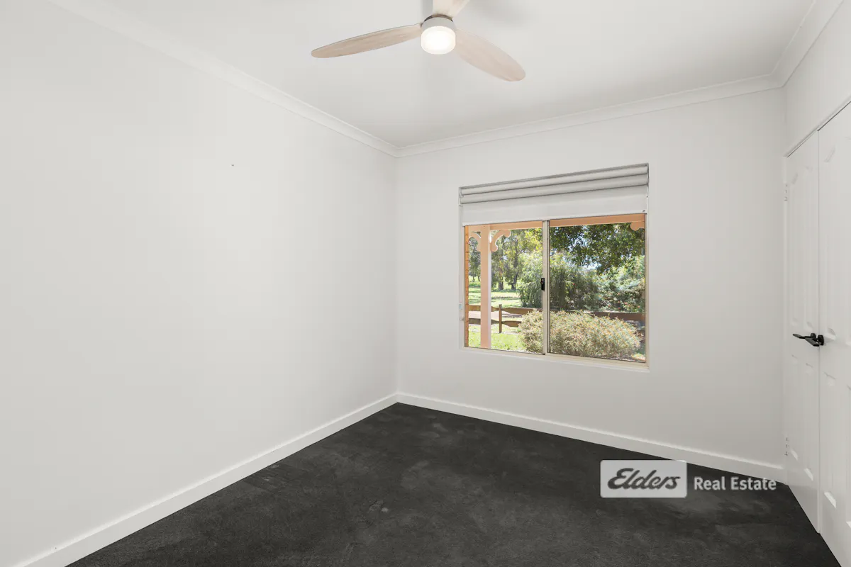 460 Downs Road — photo 16 of 30